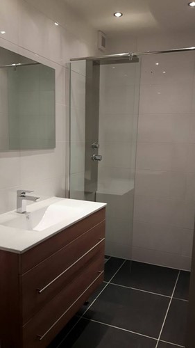 Bathroom renovation detail by Optimum Contractors